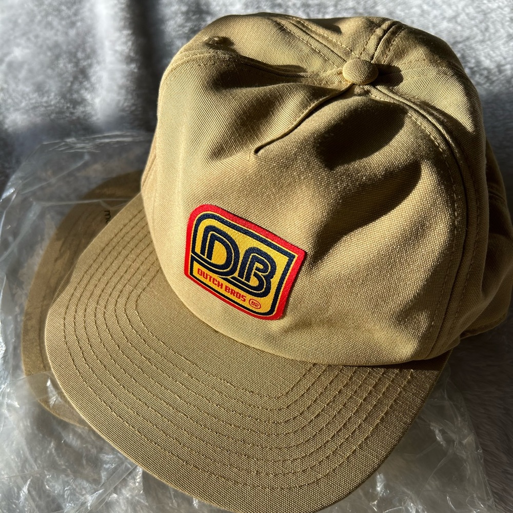 Dutch bros tan hat